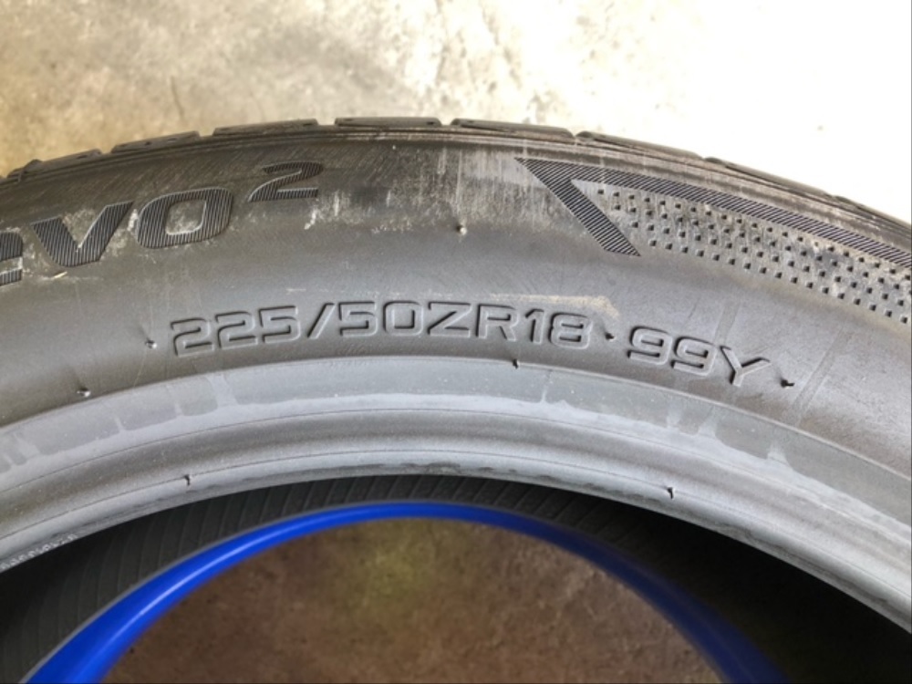 ★新古品タイヤ値下げ！！★225/50R18 99Y XL★Hankook★Ventus V12 evo2　1本★未使用2021年製★即決価格★_画像2