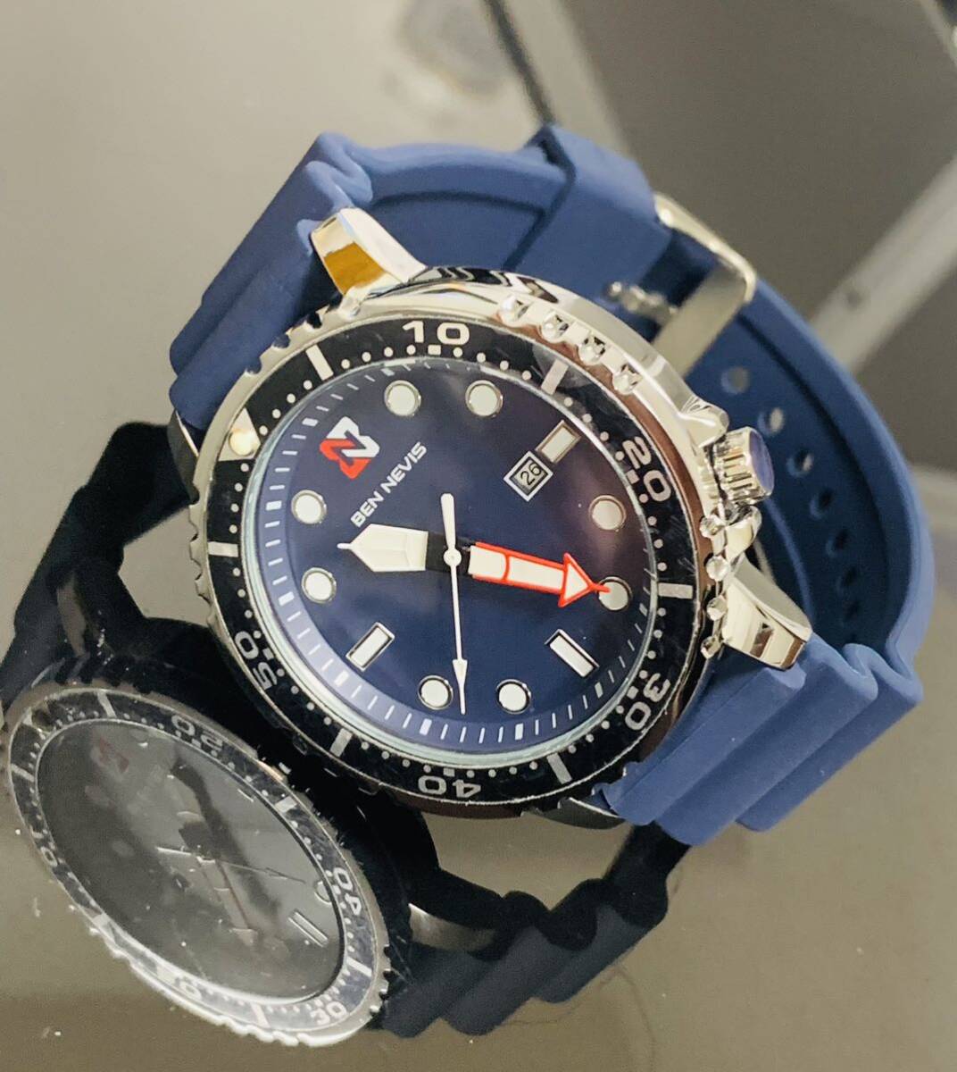 新作 メンズ腕時計 シチズンオマージュ ダイバー ズウォッチ カレンダー ベゼル可動 スーツ 防水腕時計 人気モデル 1288gの画像1