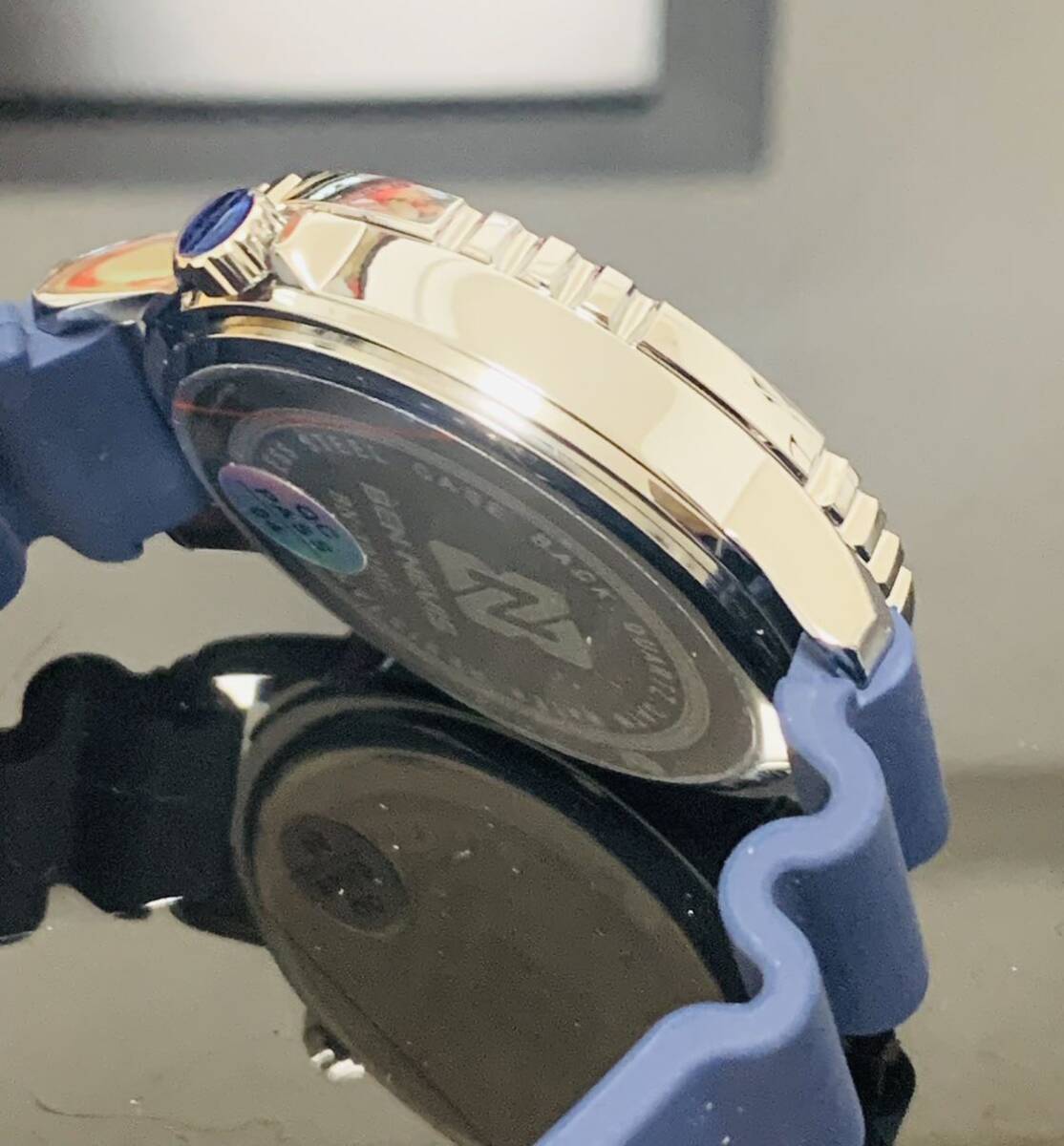 新作 メンズ腕時計 シチズンオマージュ ダイバー ズウォッチ カレンダー ベゼル可動 スーツ 防水腕時計 人気モデル 1288gの画像6