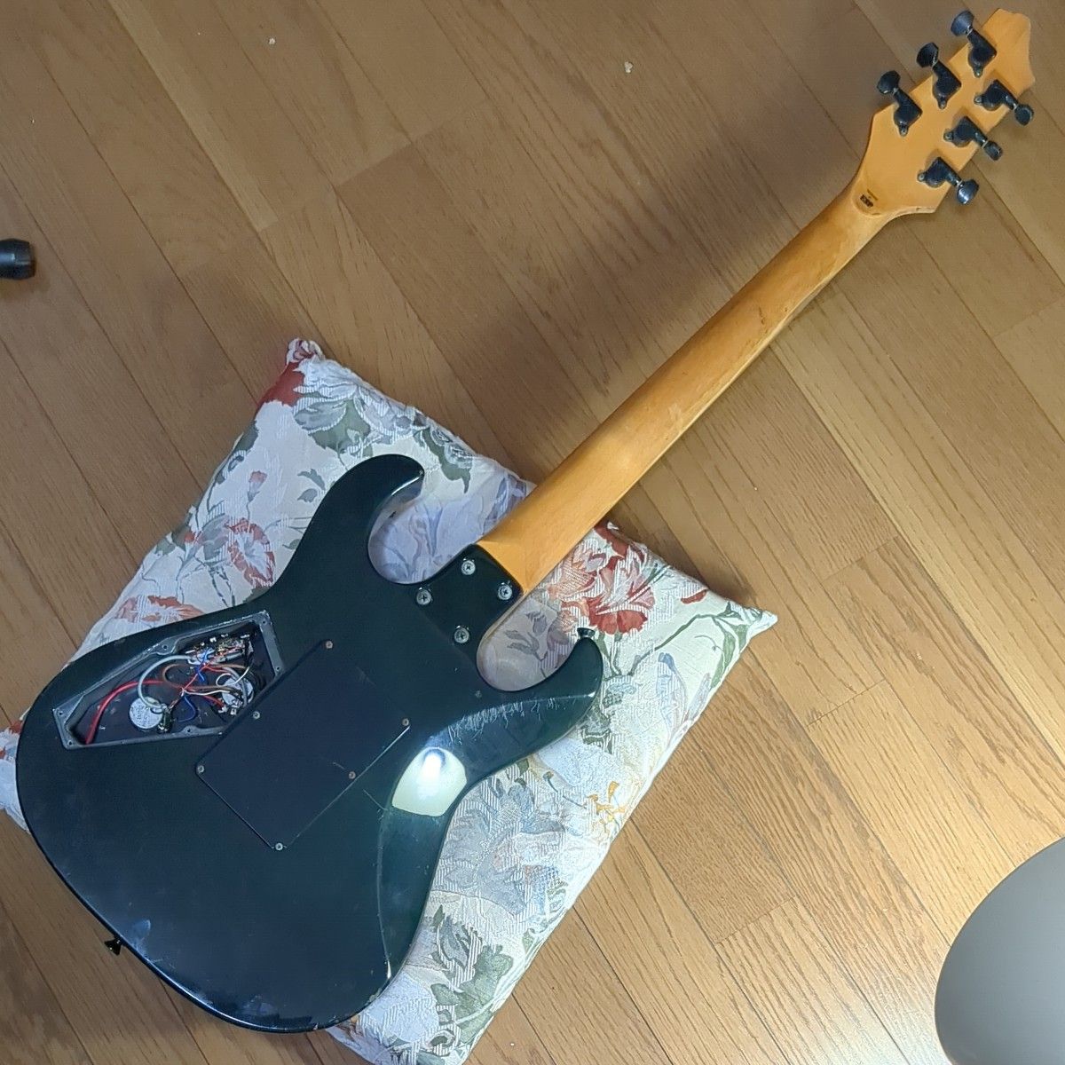 EDWARDS by E-RA-110HR エレキギター ジャンク エドワーズ エレキギター EDWARDS E-RA-110HR 部品取り