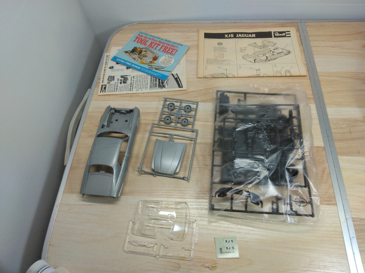 Yahoo!オークション - 当時物 レトロ Revell Jaguar XJS 1/25 未 Yahoo!オークション - 当時物 レトロ Revell Jaguar XJS 1/25 未