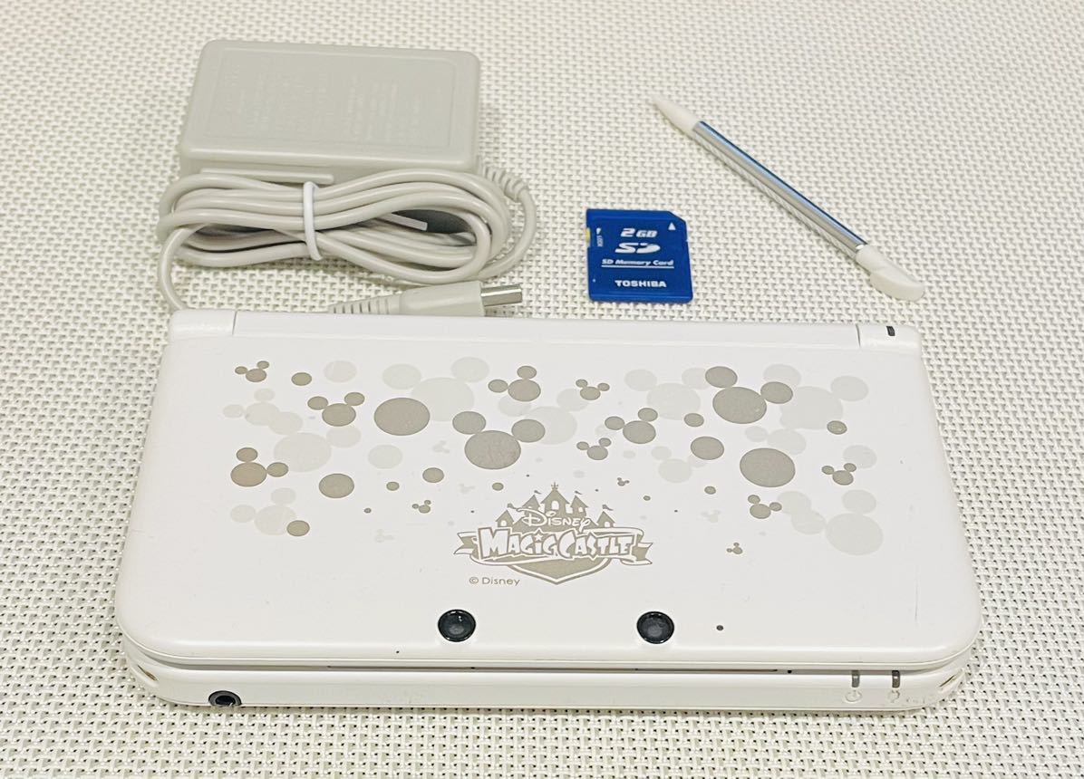 ニンテンドー3DSLLディズニー マジックキャッスル マイハッピーライフ 限定版　本体動作品　送料無料　任天堂 Nintendo