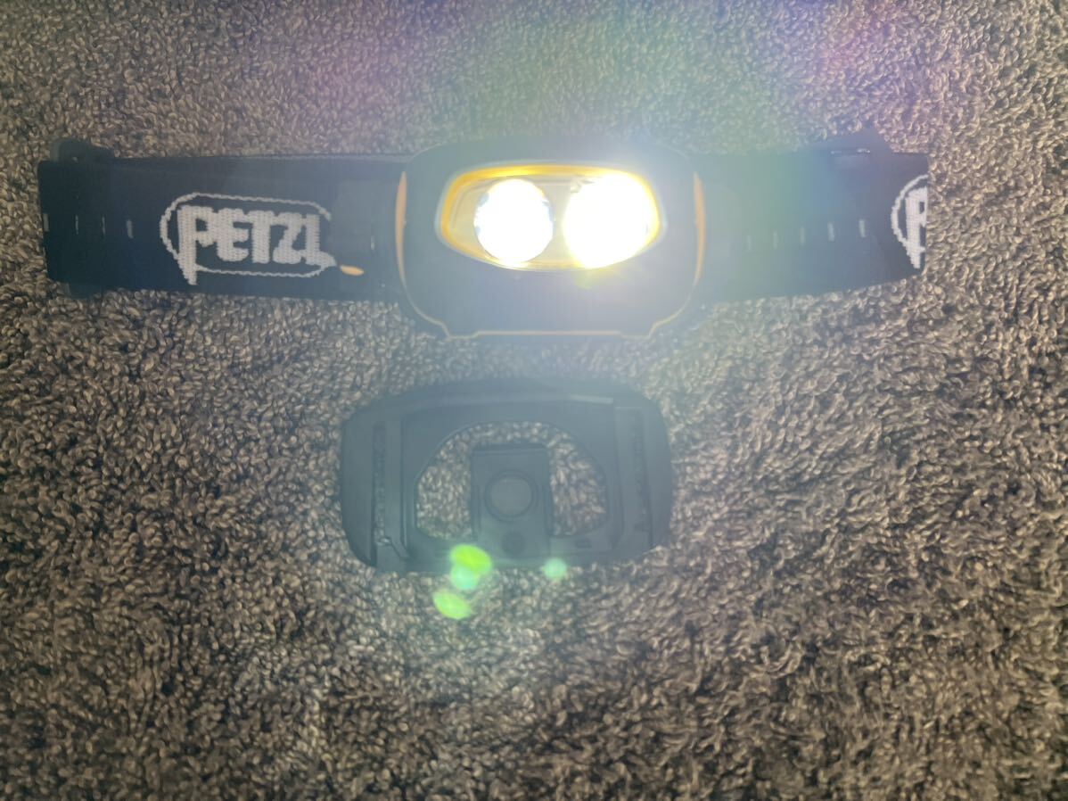 登山 PETZL ヘッドライト ピクサ3 の画像2