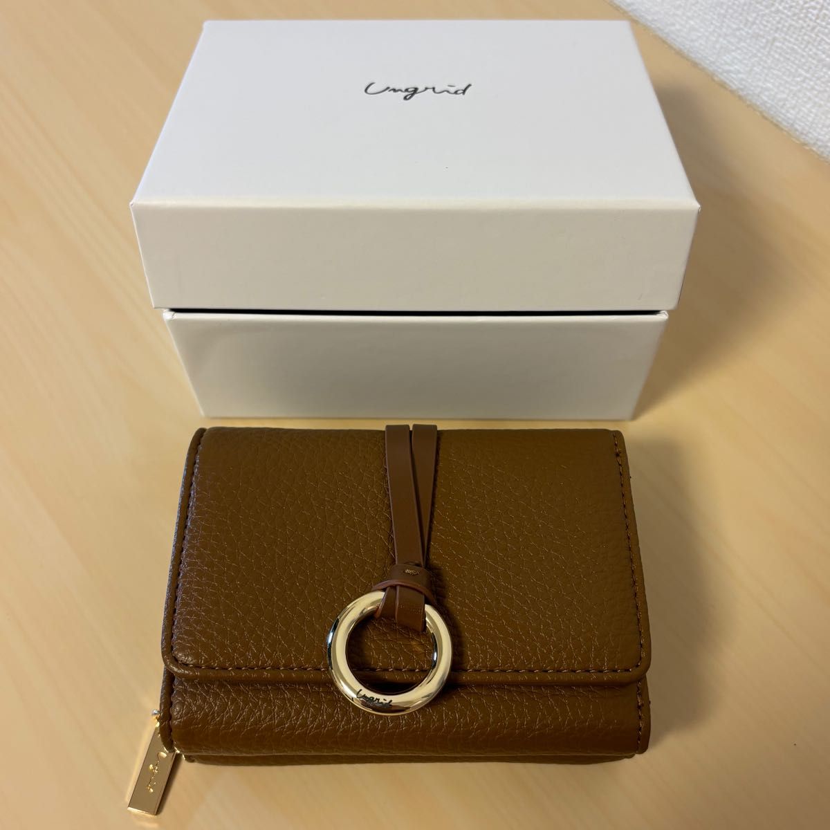 Ungrid アングリッド　リング　フラップ 三つ折り 財布　キャメル（ブラウン系） かわいい 未使用品