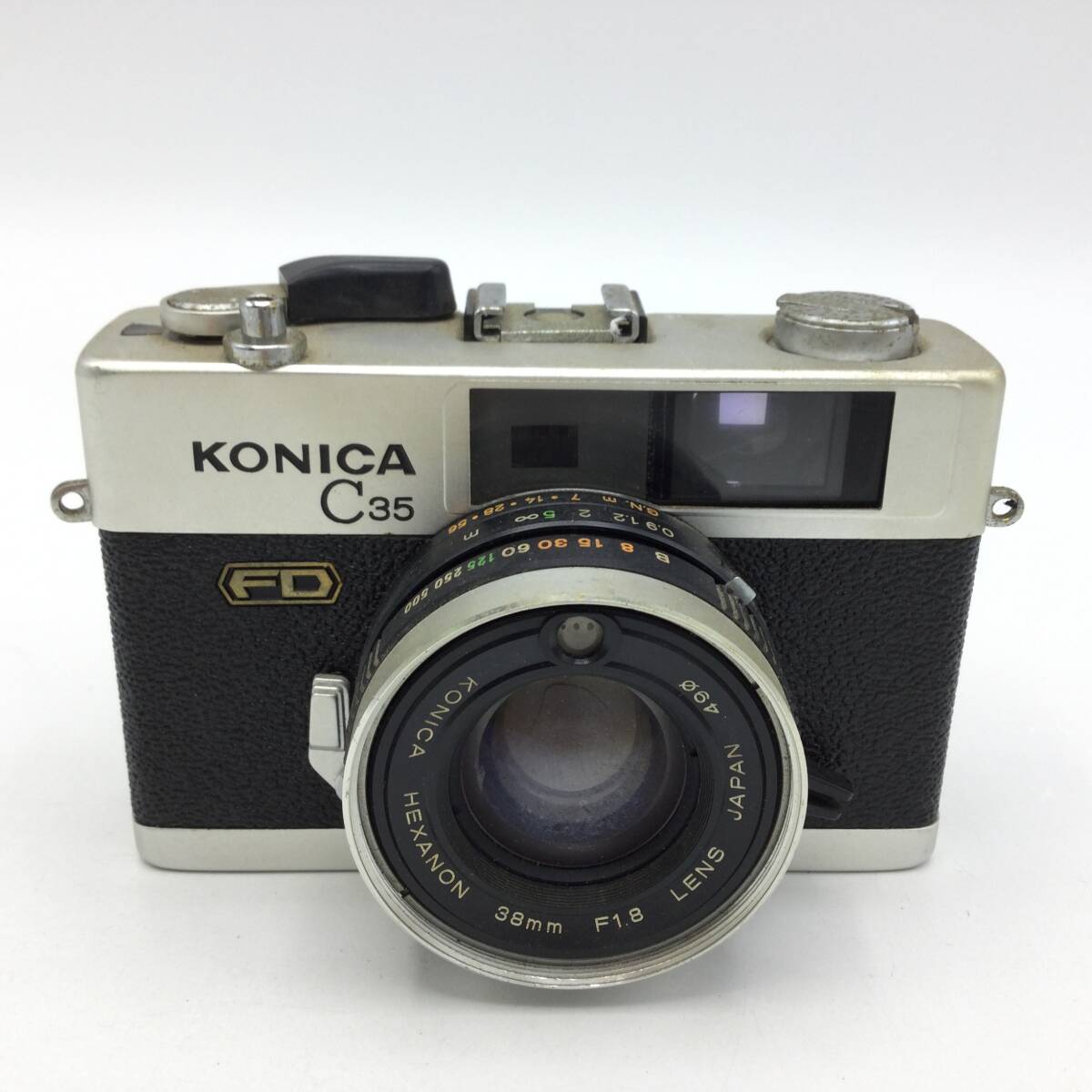 D54●【動作/精度未確認】Konica コニカ C35 FD レンジファインダー コンパクトフィルムカメラ 現状品 ジャンク品 ●_画像1