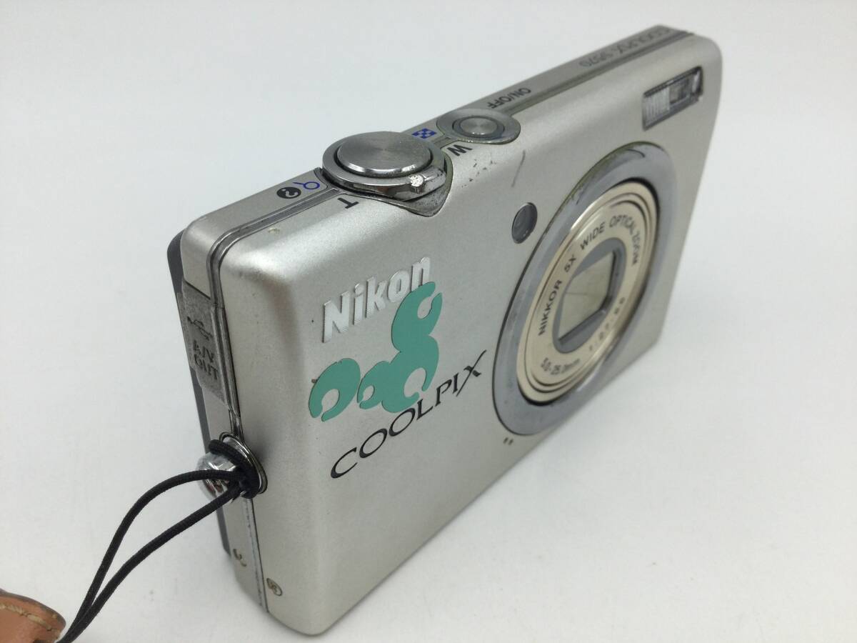 G100●【通電/動作/精度未確認】Nikon ニコン COOLPIX クールピクス S570 デジタルカメラ 現状品 ジャンク品 ● _画像2