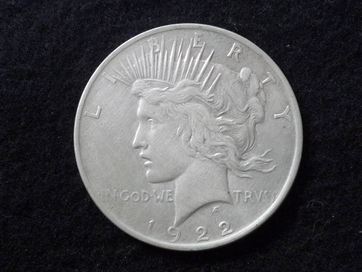 ☆アメリカ １ドル ピースダラー １９２２年 銀貨☆の画像1