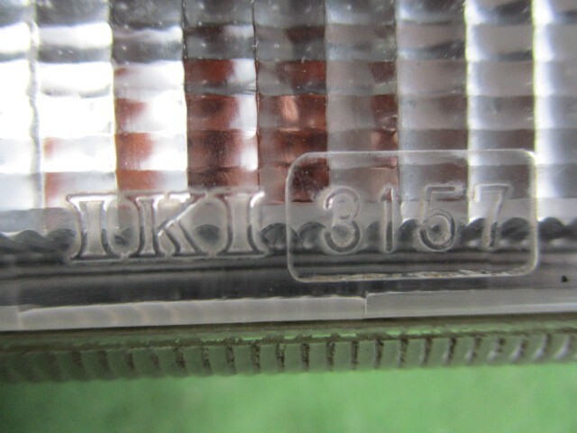 セドリック QJY31 ターンシグナルランプ フロント左 ウインカー IKI 3157 3195 H25年 日産_画像2