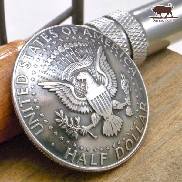 ◆コンチョ ネジ式　アメリカ　ハーフダラー 銀貨　イーグル　1965～69年　シルバー　50セント　30mm　Silver400　ボタン コイン パーツ_画像3