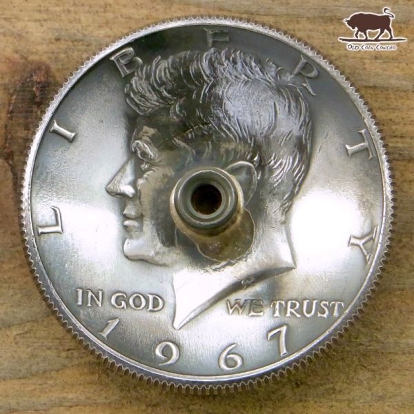 ◆コンチョ ネジ式　アメリカ　ハーフダラー 銀貨　イーグル　1965～69年　シルバー　50セント　30mm　Silver400　ボタン コイン パーツ_画像2