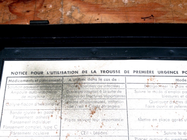実物 フランス軍 IV/50 救急箱 弾薬箱 ボックス BOX アーモ缶 アンモ缶 ケース スチール ミリタリー 管理6B0307I-D4の画像9