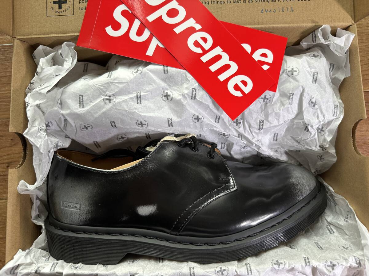 【 UK9 / US10 】新品未使用 24ss Supreme / Dr. Martens 1461 3-Eye Shoe Black / ドクターマーチン シューズ ステッカー付_画像6