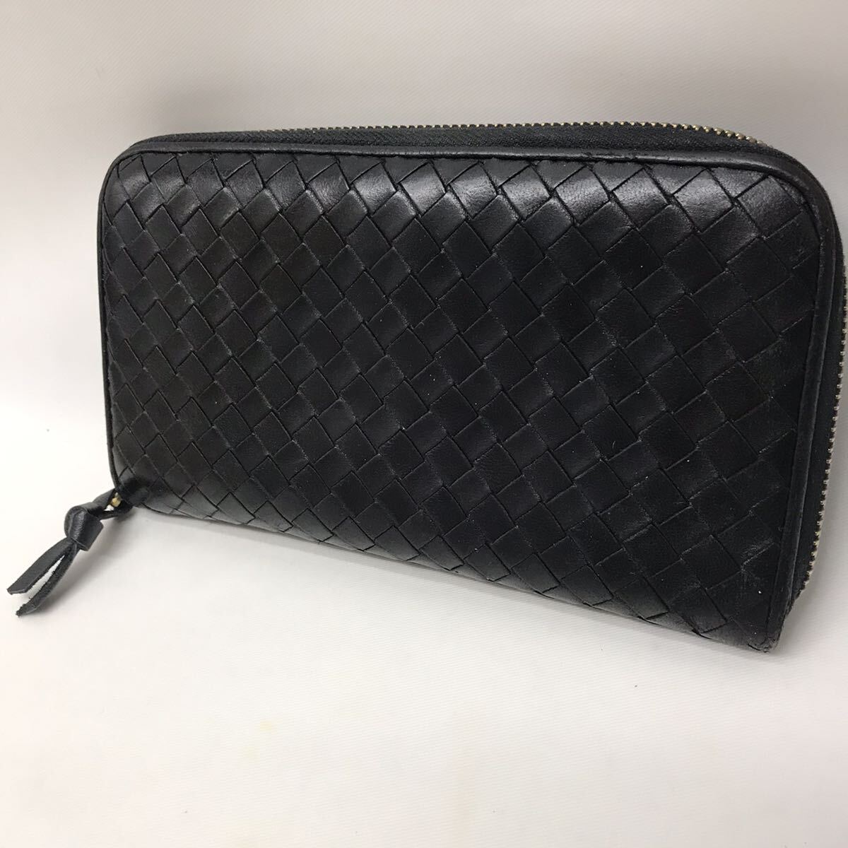 【定価約8万】BOTTEGA VENETA ボッテガヴェネタ イントレチャート ラウンドファスナー　ブラック 黒 長財布　財布　レザー　_画像1