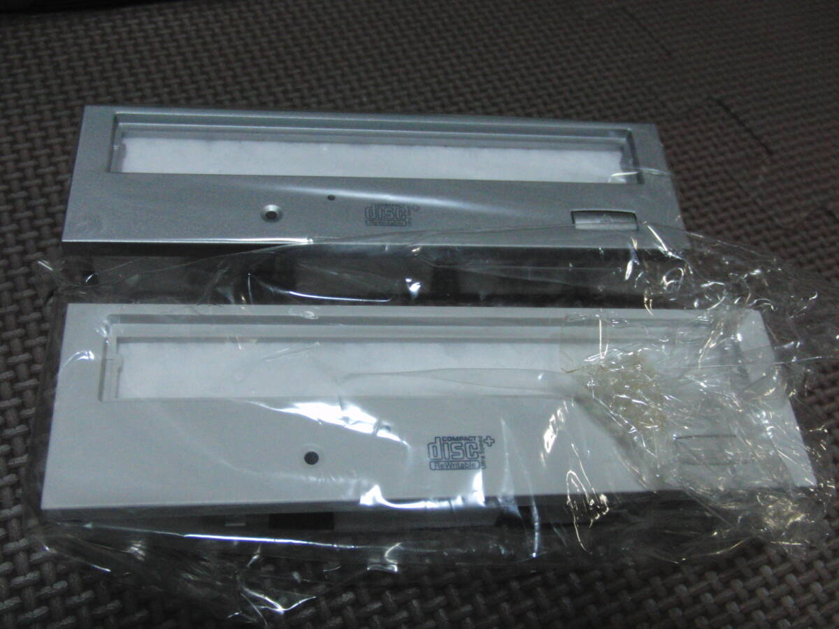名作CD-RWドライブ三台 PLEXTOR PlexWriter Premium Premium2 名作CD-RWドライブ三台 PLEXTOR PlexWriter Premium Premium2