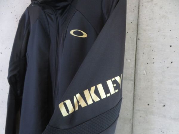 9130s4◆良品です◆吸汗速乾◆OAKLEY オークリー トラックジャージジャケット XL/ブルゾン/ポロシャツ/ゴルフ/ウインドブレーカー_画像3