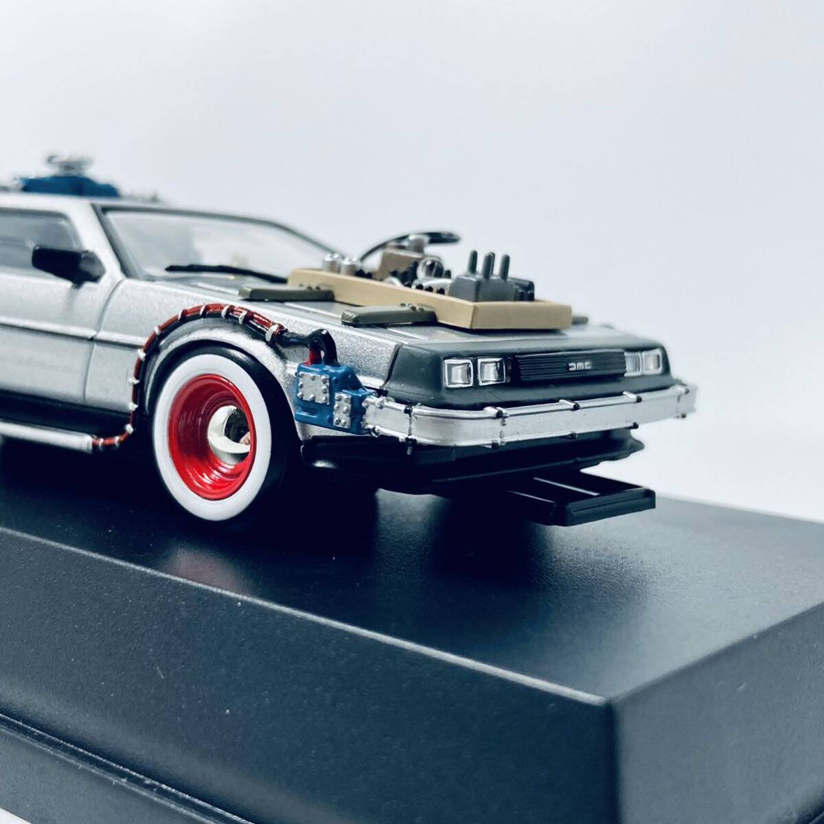 絶版品 希少モデル アオシマ スカイネット 1/43 BACK TO THE FUTURE III バック・トゥ・ザ・フューチャーIII DELOREAN デロリアン DMC-12 _画像10