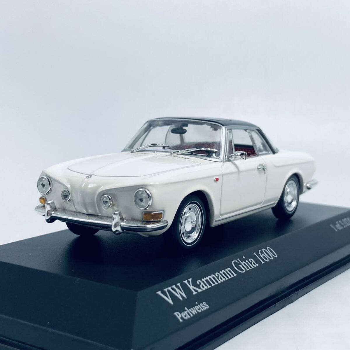 絶版品 希少モデル MINICHAMPS ミニチャンプス 1/43 1966年型 Volkswagen フォルクスワーゲン Karmann Ghia カルマンギア 1600 ホワイト_画像1