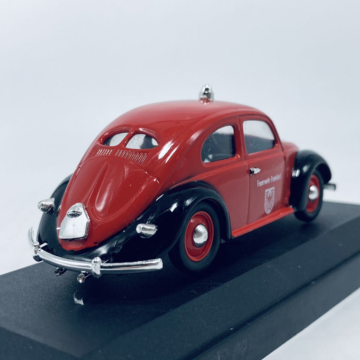 絶版品 ビンテージ物 VITESSE ビテス 1/43 1949年型 VOLKSWAGEN フォルクスワーゲン スプリットウインドウ FEUERWEHR ドイツ消防局車輌 _画像4