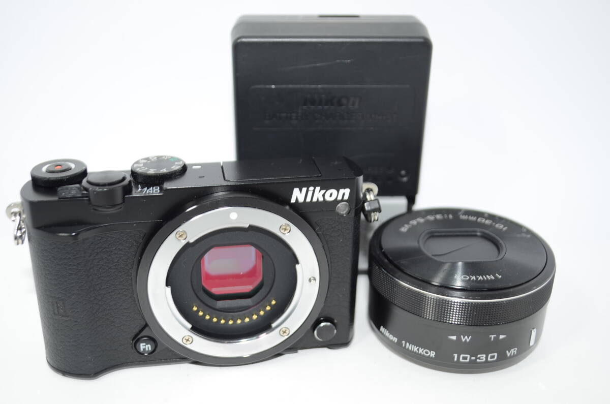 10757円 ニコン Nikon J2 ホワイトボディ 10-30mm ホワイト 10757円 ニコン Nikon J2 ホワイトボディ 10-30mm ホワイト