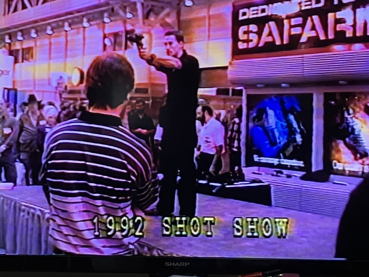 同梱取置歓迎中古VHSGUN関係ビデオ「1991 DSI CLUB Arizona IPSC Tour 1992 Shot Show」銃鉄砲武器兵器_画像7