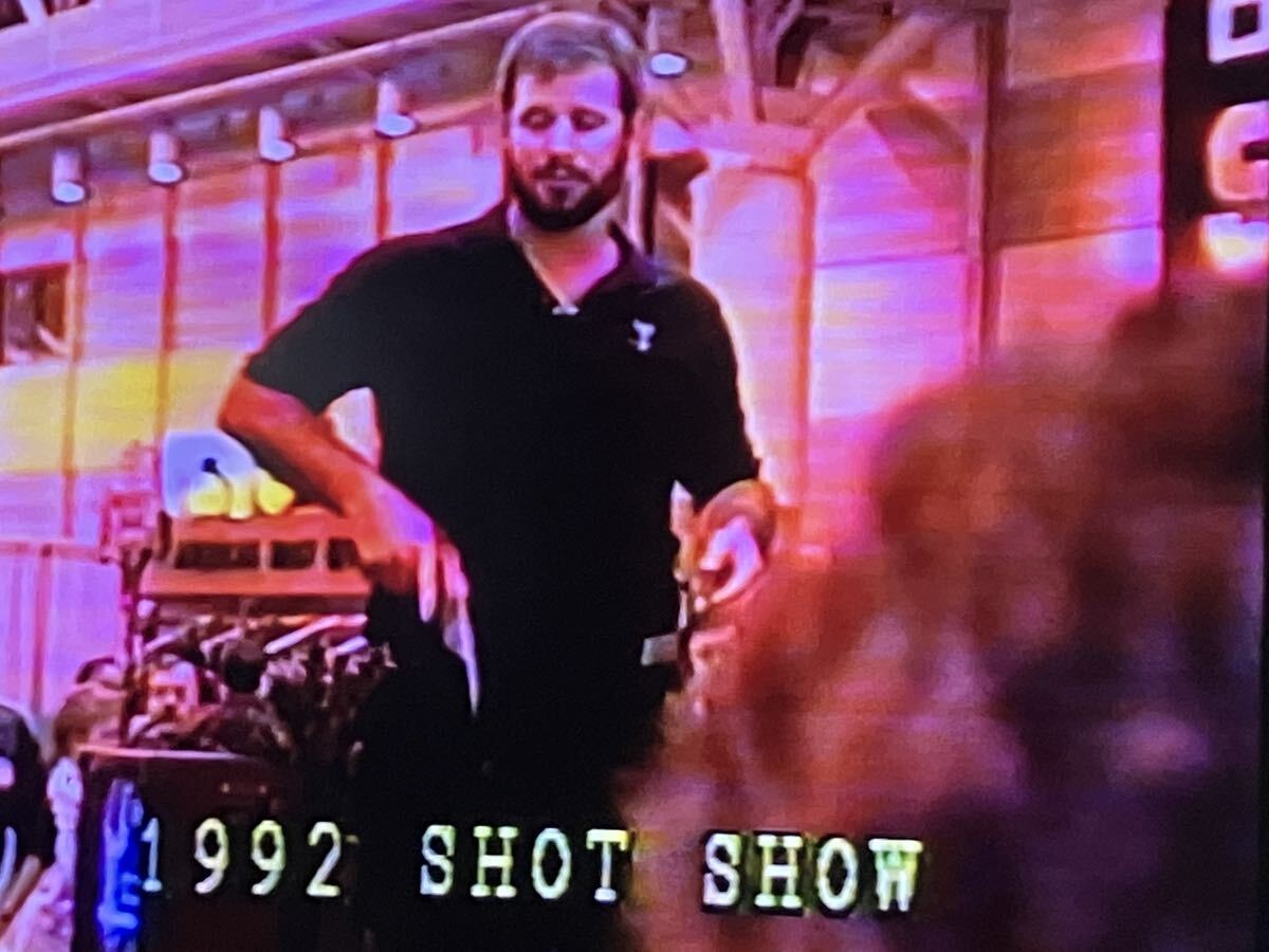 同梱取置歓迎中古VHSGUN関係ビデオ「1991 DSI CLUB Arizona IPSC Tour 1992 Shot Show」銃鉄砲武器兵器_画像8