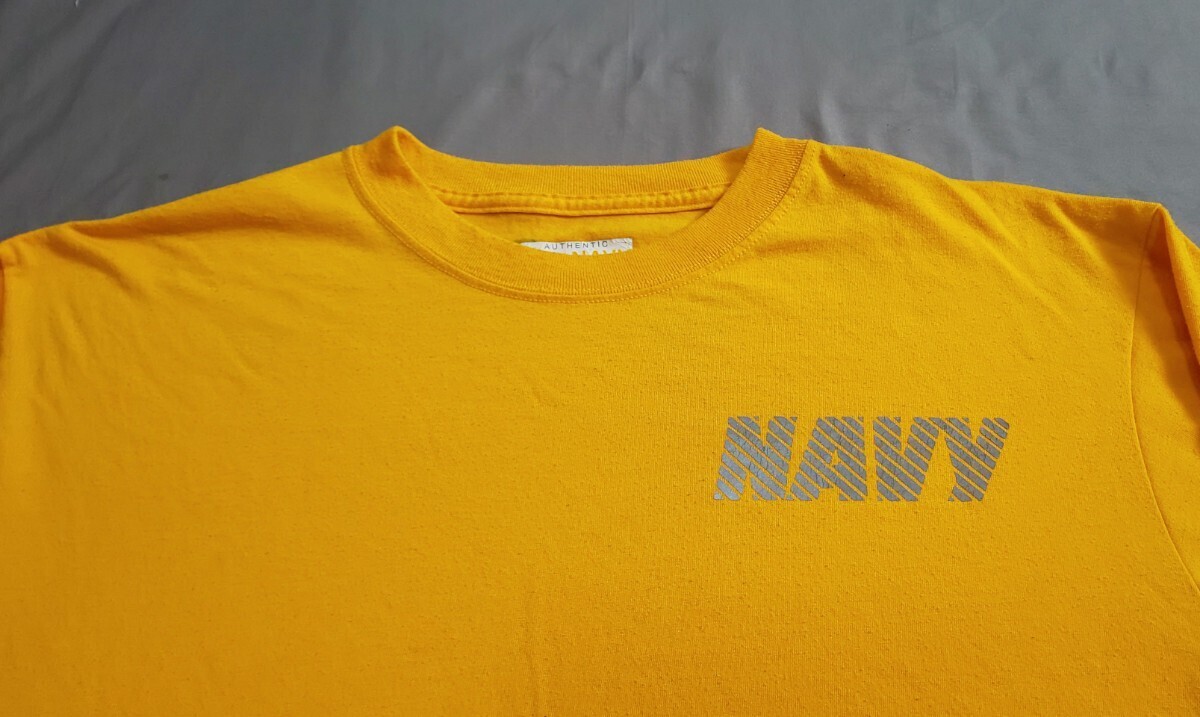 米海軍実物 NAVY PTシャツ 長袖 サイズMの画像3