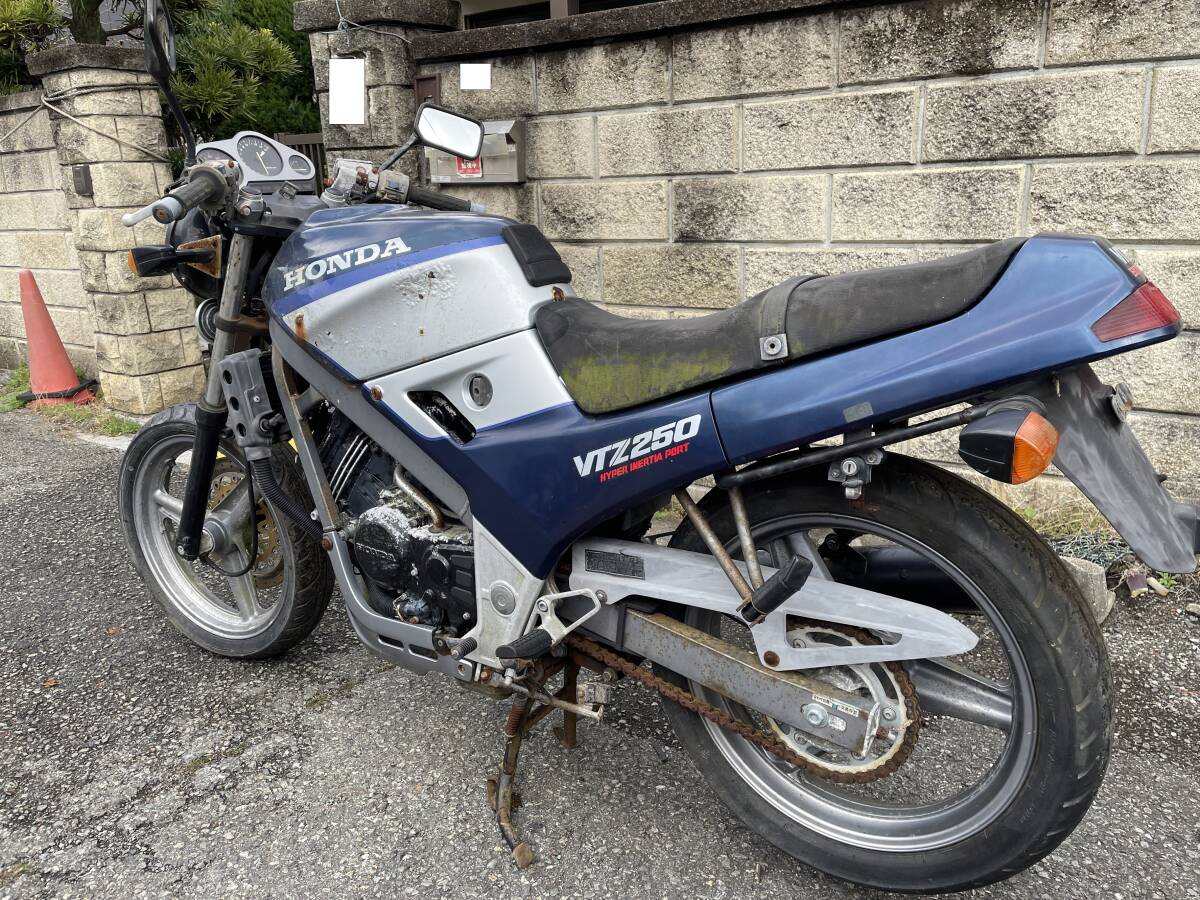 ホンダ VTZ250 　 MC15　鍵付き 部品取り車_画像3