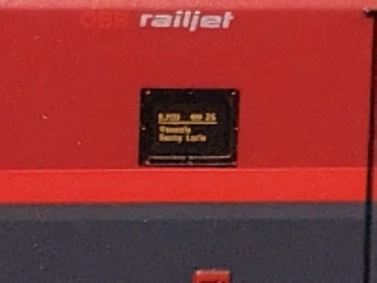 HOBBYTRAIN H2733Rh1216017,H252254,25225 OBB Railjetイタリア直通編成8両フルセット_画像5