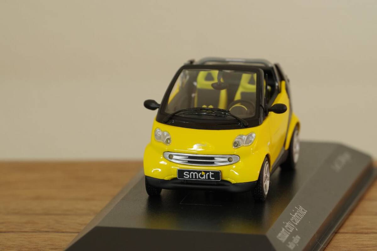 1/43 スマート カブリオレ Minichamps Smart City Cabriolet 黄色_画像3