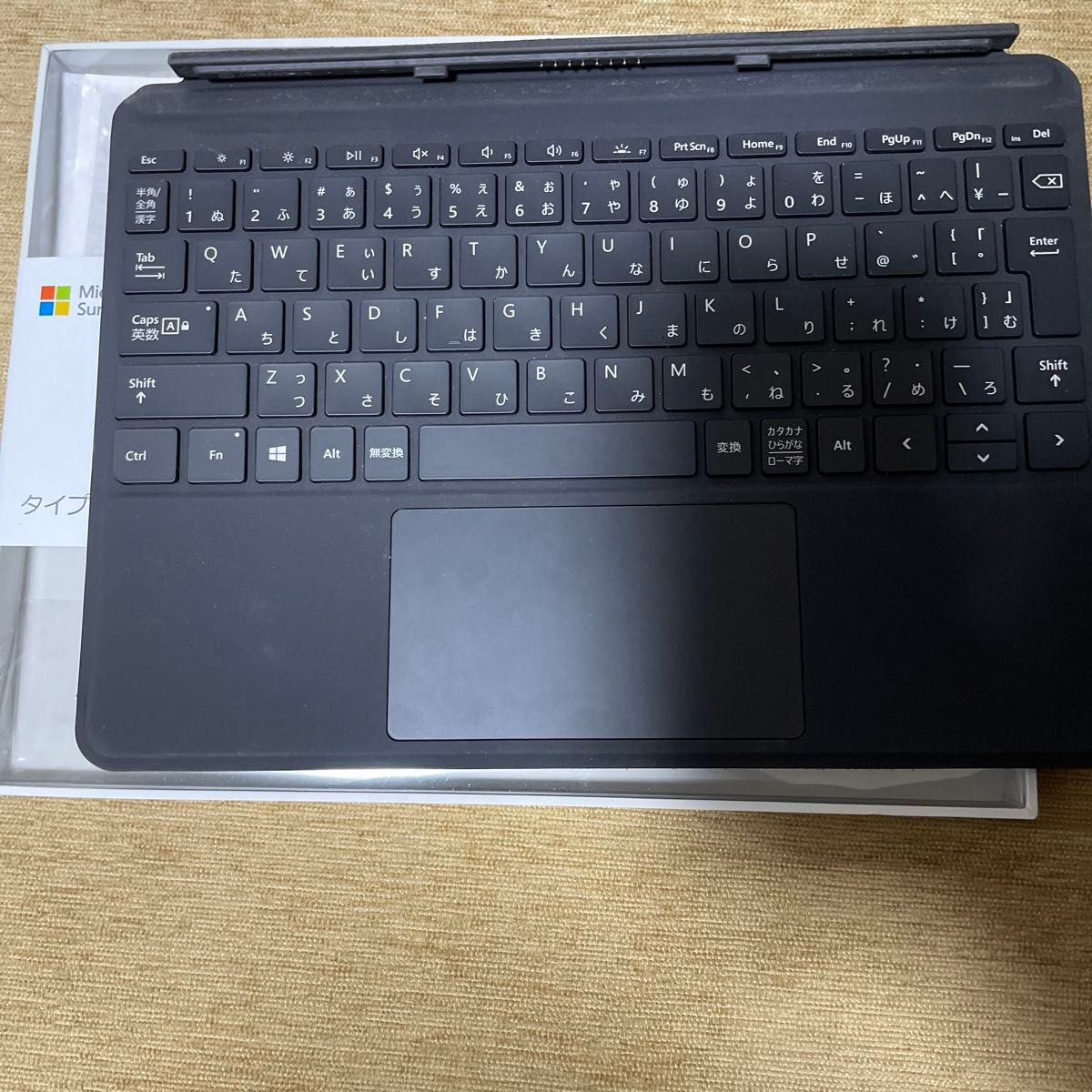 Surface Go タイプ カバー ブラック KCM-00019