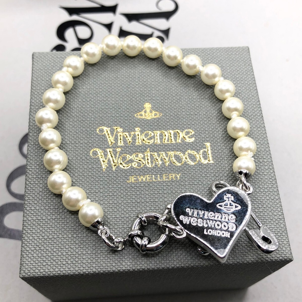 Vivienne Westwood ヴィヴィアン ウエストウッド 安全ピン Vivienne Westwood ヴィヴィアン ウエストウッド 安全ピン