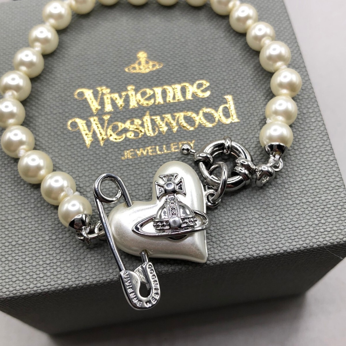 Vivienne Westwood ヴィヴィアン ウエストウッド 安全ピン Vivienne Westwood ヴィヴィアン ウエストウッド 安全ピン