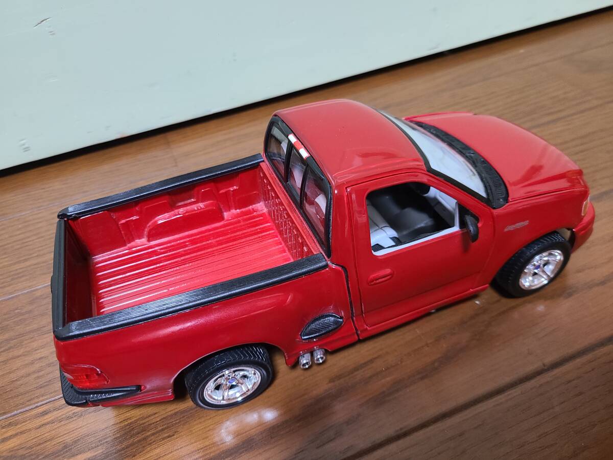 ★1/18 Maisto(マイスト) FORD F150 SVT Lightning ピックアップトラック ミニカー ダイキャスト 1:18 フォード/オートアート,京商★_画像9