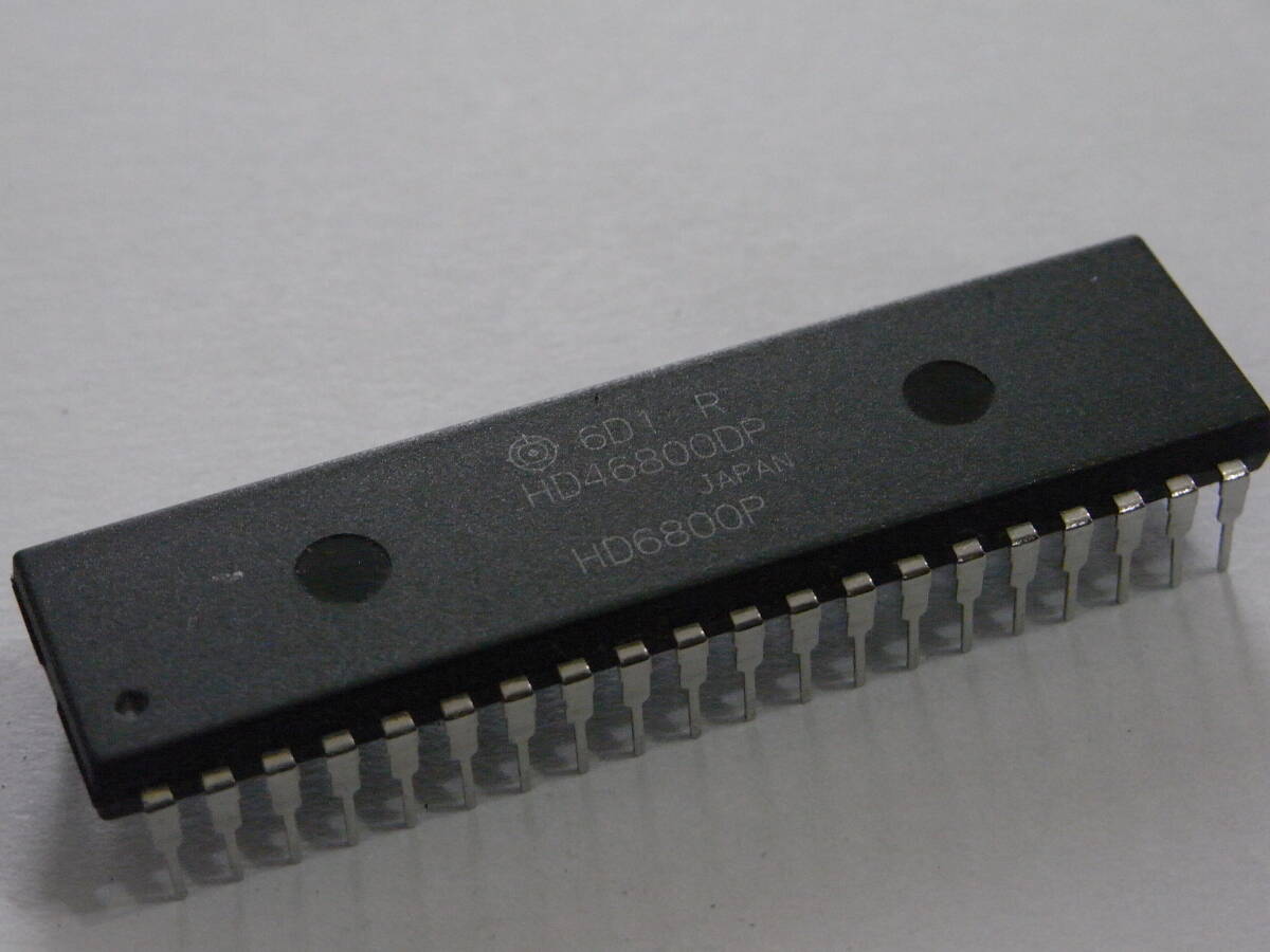 ★ HITACHI社製 8-Bit Microprocessor HD46800DP (HD6800P) 未使用品 A-316★の画像1