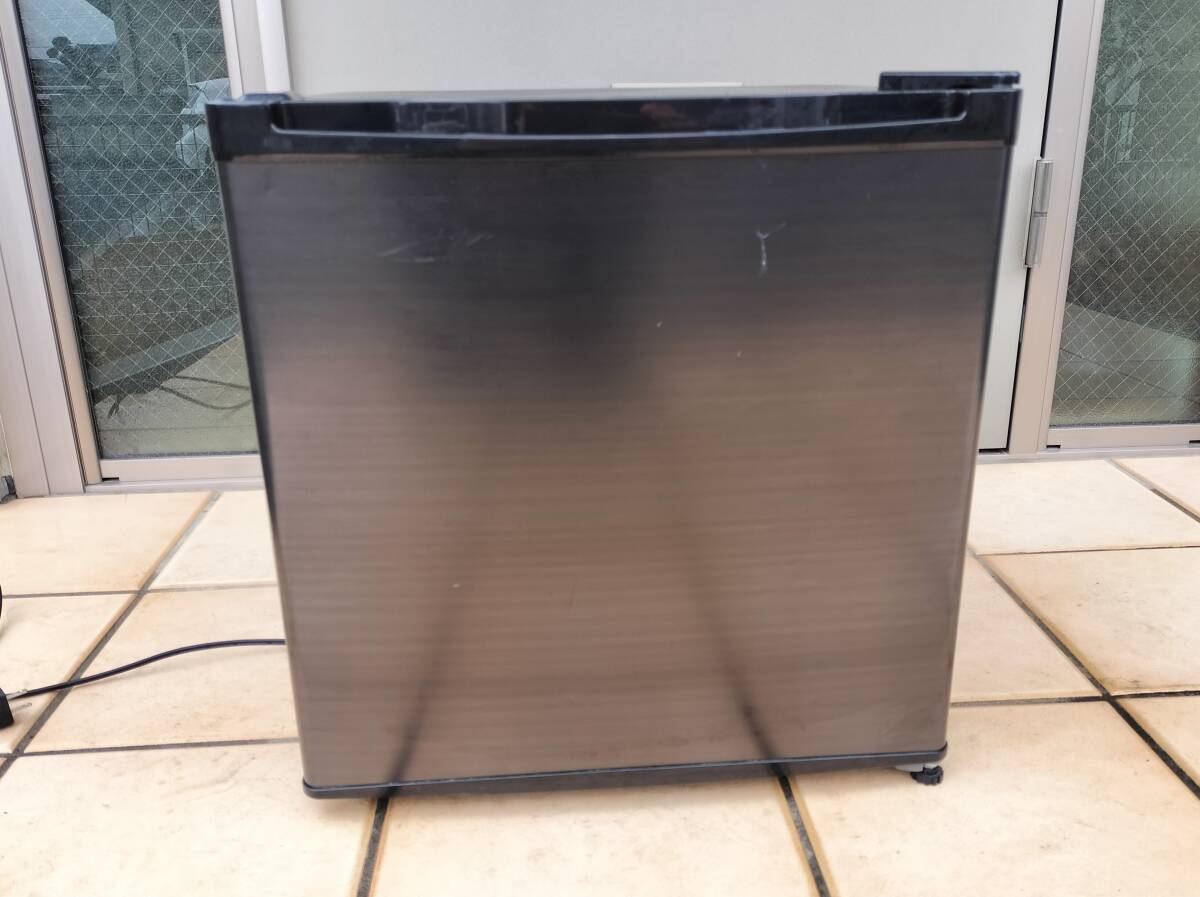 maxzen 46L 1ドア冷蔵庫 JR046ML01GM ガンメタリック(黒) 2020年製 完動美品 ワンオーナー 付属品・取扱説明書有の画像1