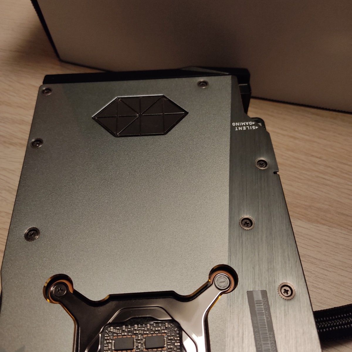 MSI GeForce RTX 4090 SUPRIM LIQUID X 24G 水冷 グラフィック MSI GeForce RTX 4090 SUPRIM LIQUID X 24G 水冷 グラフィック