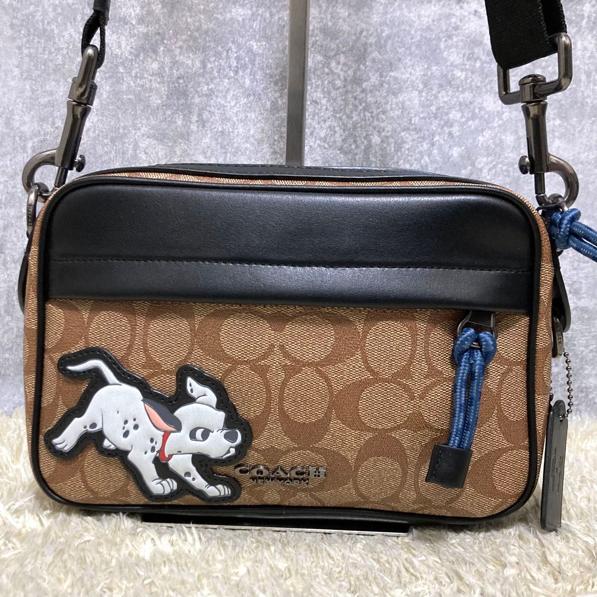 【極美品】COACH コーチ ディズニー グラハム カメラバッグ レザー PVC コラボ 男女兼用 シグネチャー ショルダーバッグ