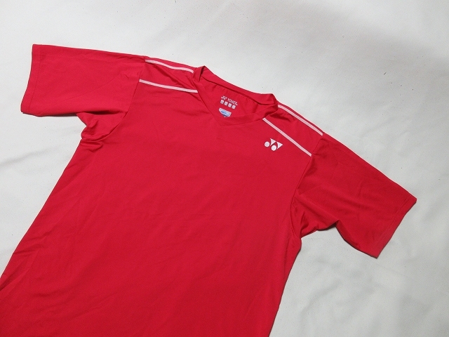 M-899★YONEX(ヨネックス)♪赤x白/半袖Tシャツ(O)★_画像2