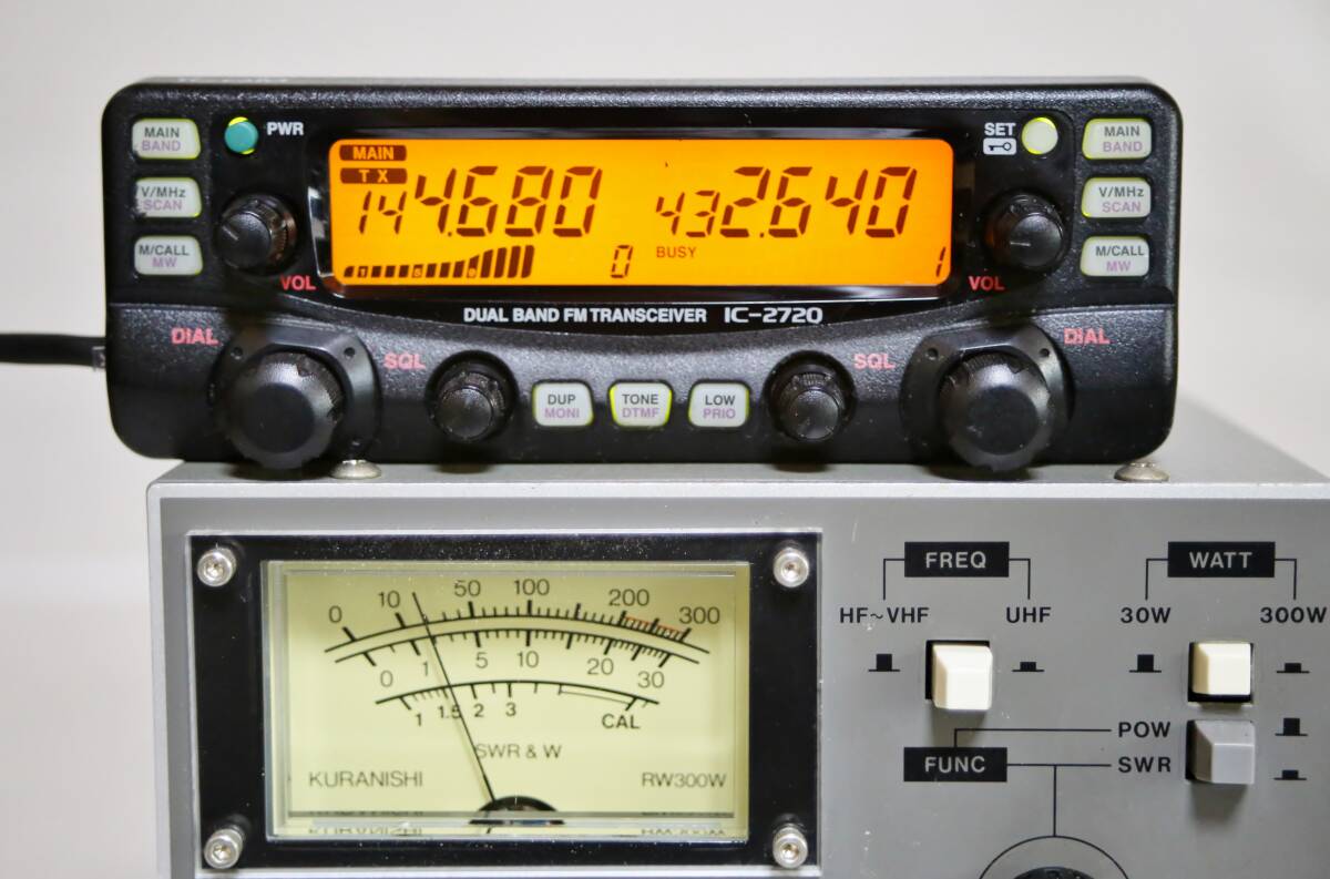 アイコム　IC-2720D　144/430MHz　20W　無線機　美品　新スプリアス規定機種　受信改造済み_画像3