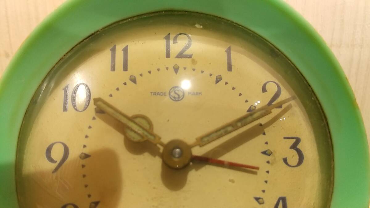 【昭和アンティーク】SEIKOSHA 精工舎 Sマーク TRADE MARK S 目覚まし時計 置き時計 プラスチック製 ヴィンテージ インテリア 服部時計店の画像5