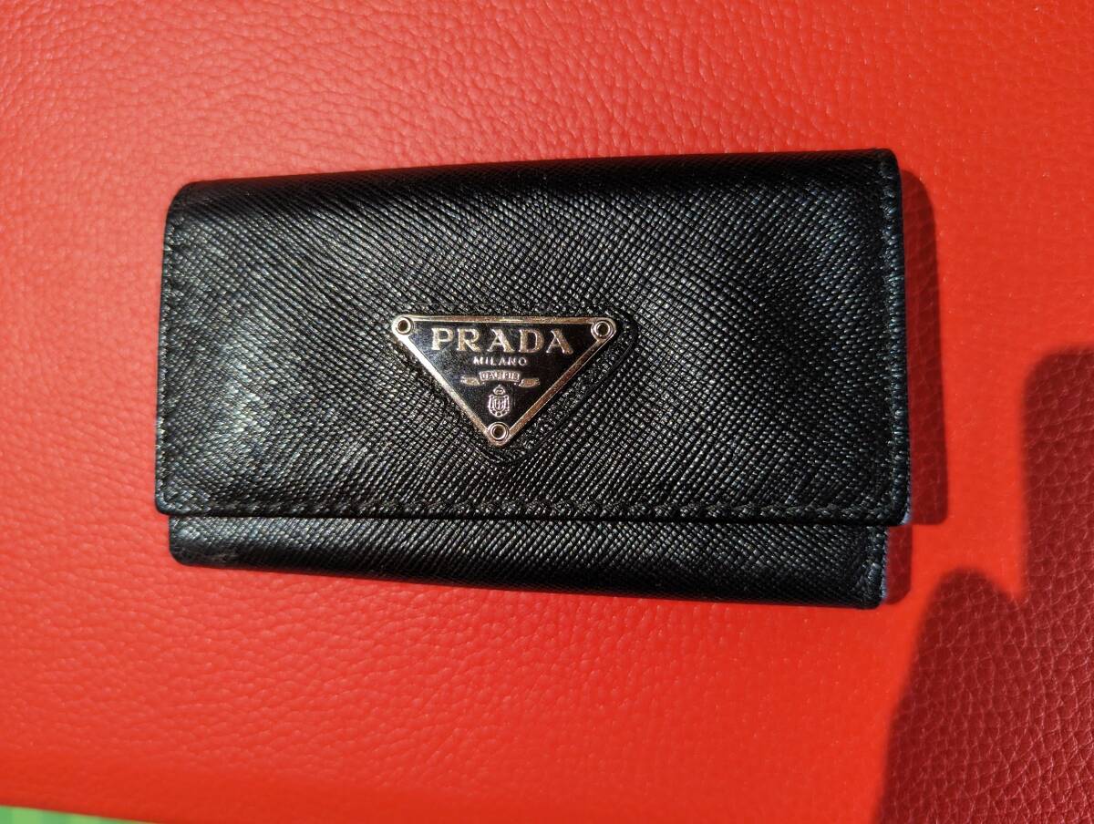 Yahoo!オークション - PRADA プラダ 6連キーケース 未使用品