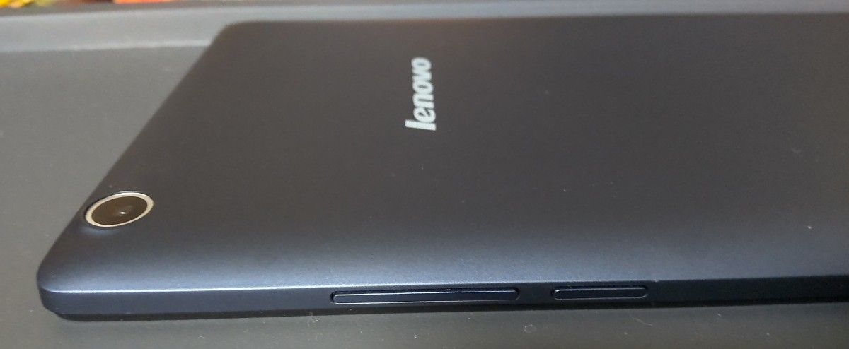 LenovoPad 501LV  8インチタブレット（本体のみ）