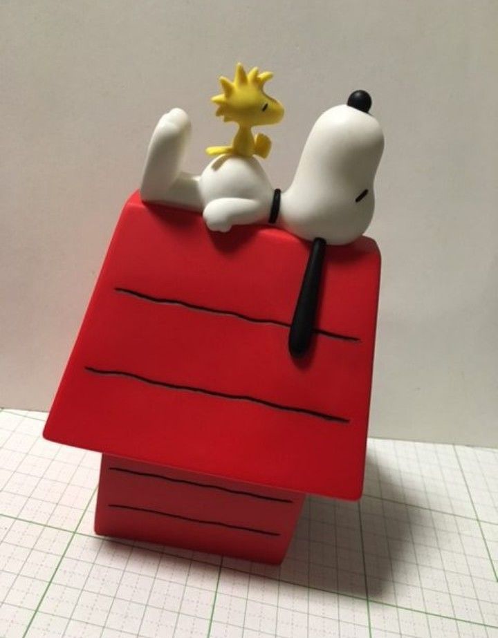 VCD PEANUTS SNOOPY ピーナッツ スヌーピー フィギュア ウッドストック メディコムトイ 犬小屋 昼寝