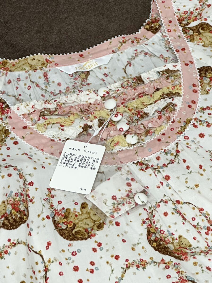 NO254☆ピンクハウス【2023年 新品残布ボタン付き、定価66,000円】Flower picnic柄 ワンピース 生成り系の画像2