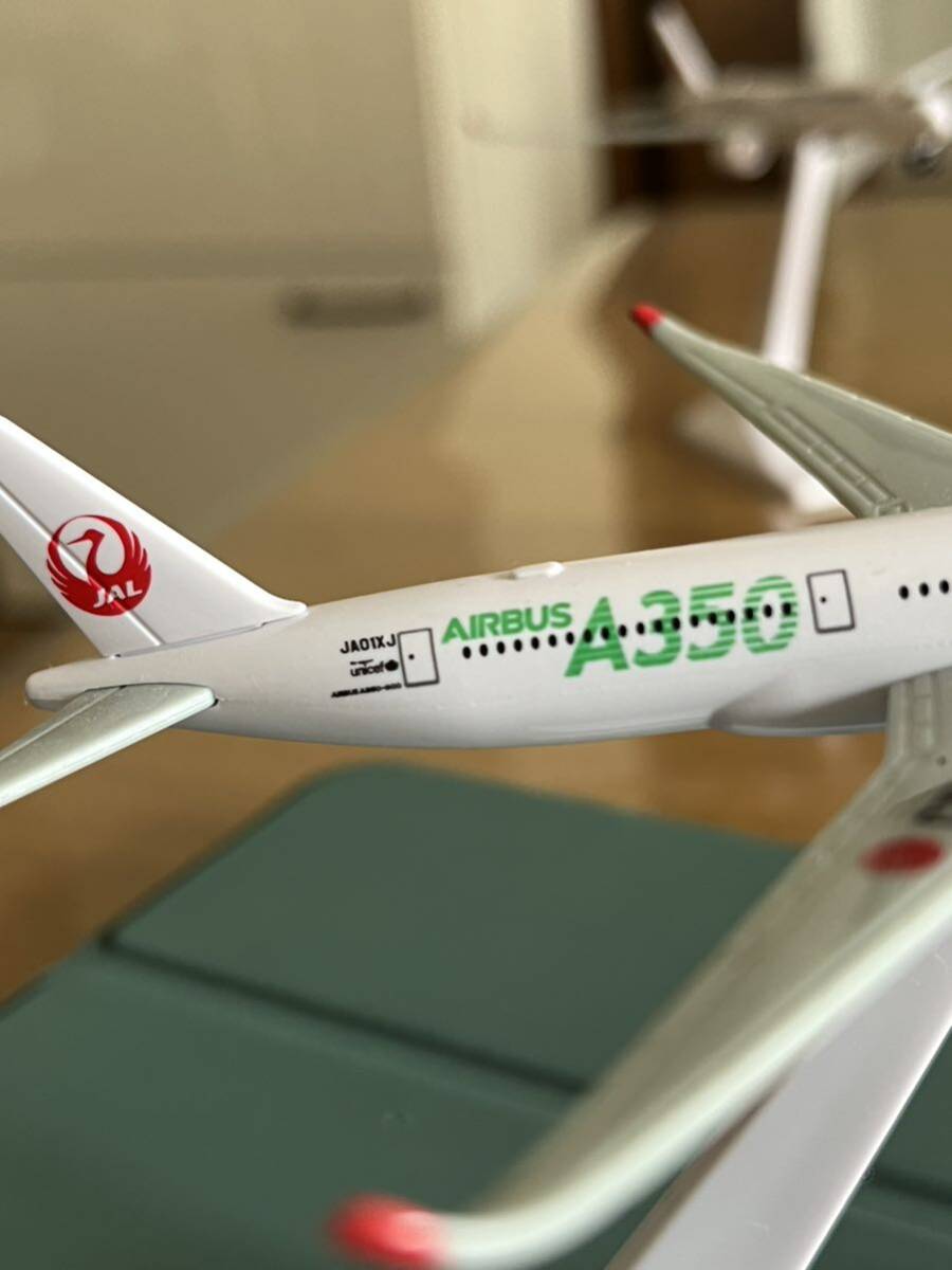 JAL 模型 エアバス　Airbus A350 3号機　グリーン　スケール　メーカー不明_画像3