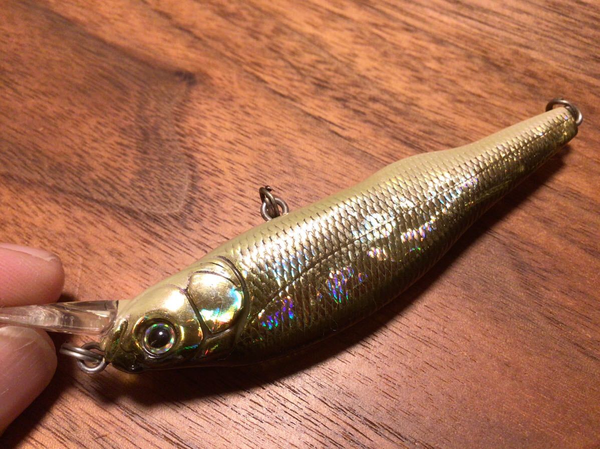 Q★美品★Megabass メガバス X-80 Trick Darter X-80トリックダーター エックスハチマル トリックダーター「GGモスバックGシャッド」ミノー_画像4