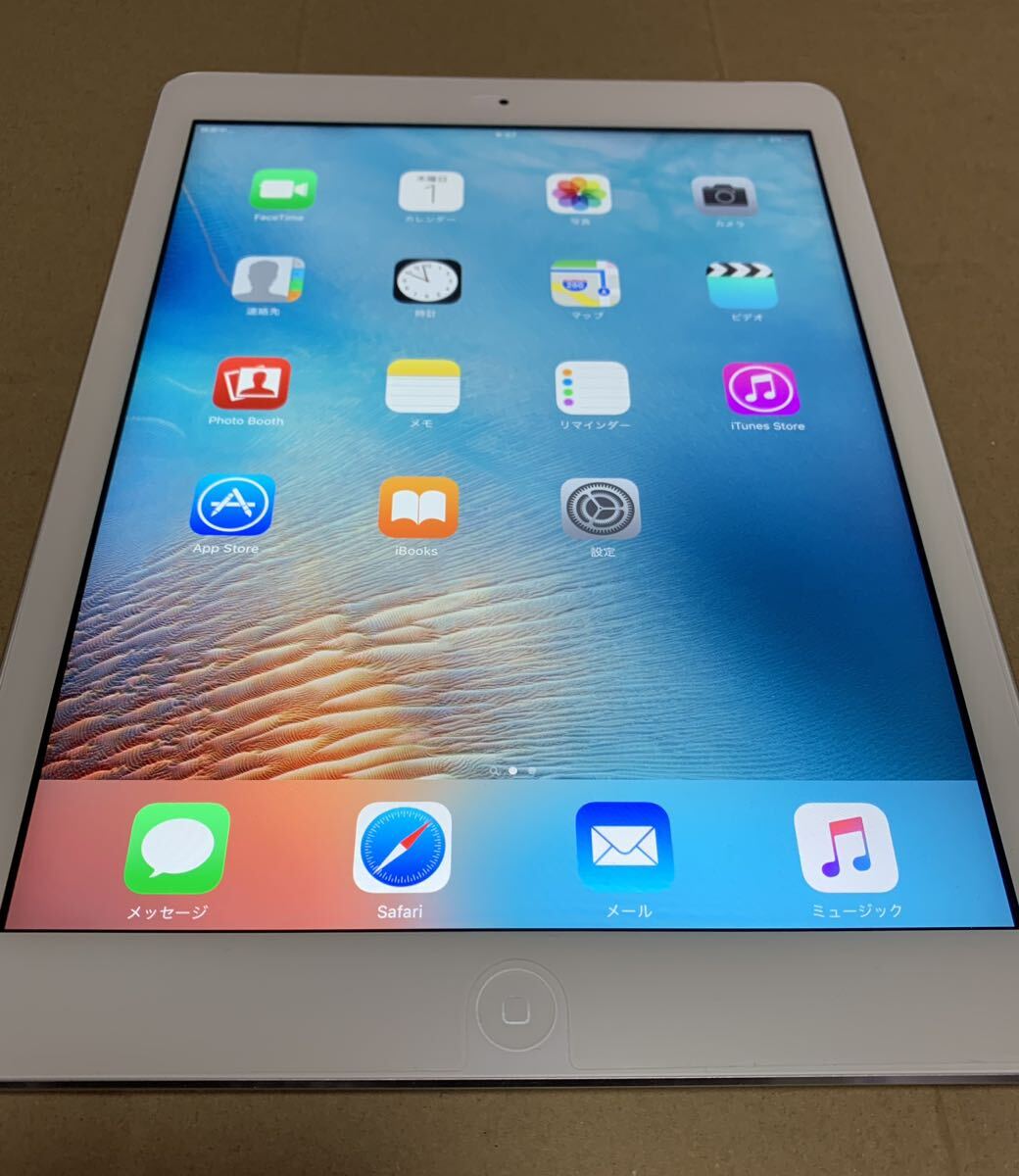 Apple iPad Air Wi-Fi＋Cellular 16GB A1475(MD794J/B) ソフトバンク判定〇 ⑤の画像1