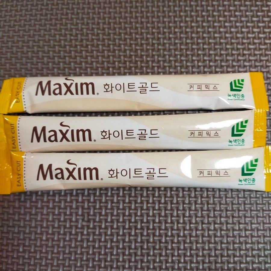 韓国スティックコーヒーMAXIM　　　ホワイトゴールド(白)　30本
