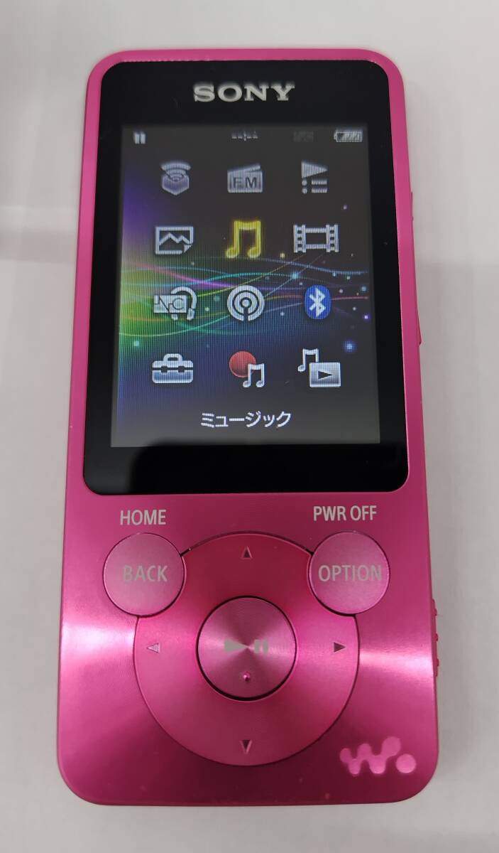 SONY ソニー WALKMAN ウォークマン NW-S14、スピーカー RDP-NWT19、アダプター AC-E5212、イヤホン 8GB Bluetooth ピンク 初期化済 6962_画像5