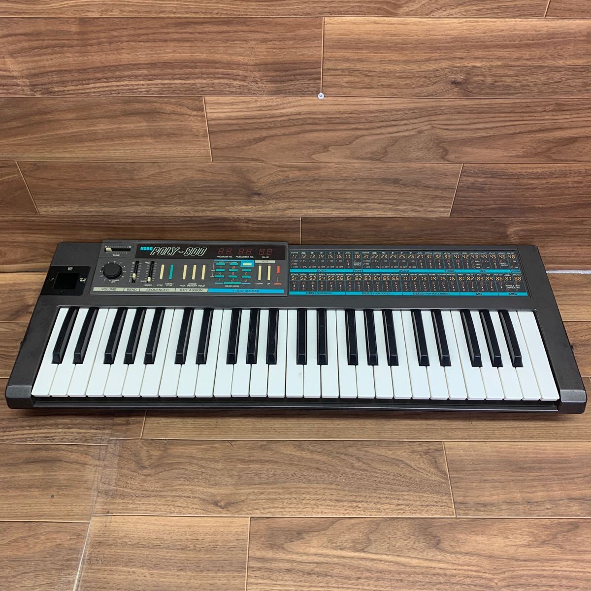 ◆E-7 KORG コルグPOLY-800 プログラマブル ポリフォニック シンセサイザー 当時物 キーボード 中古現状品_画像1